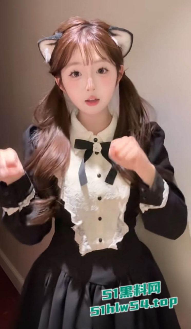 百万网红【碎叫叫】【626】分手内幕大揭秘,抖音情侣博主翻车高颜值CP崩塌,性爱视频还惨遭流出!-4