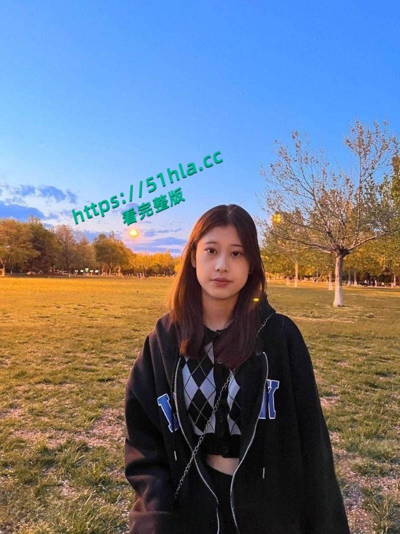 极品美女大学生性爱视频与生活照泄露,校花私下反差爆表,嫩穴高潮淫态炸裂!-4