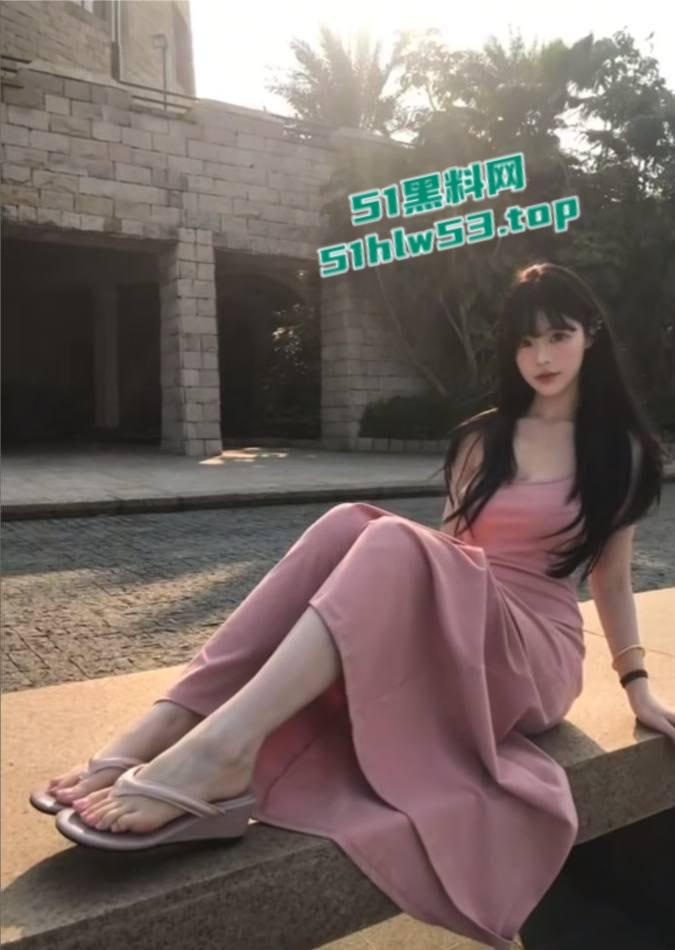 抖音60万网红【妹妹早上好】酒店约炮视频曝光,情趣蕾丝尽显风骚被抬腿,猛操淫叫不断!-4