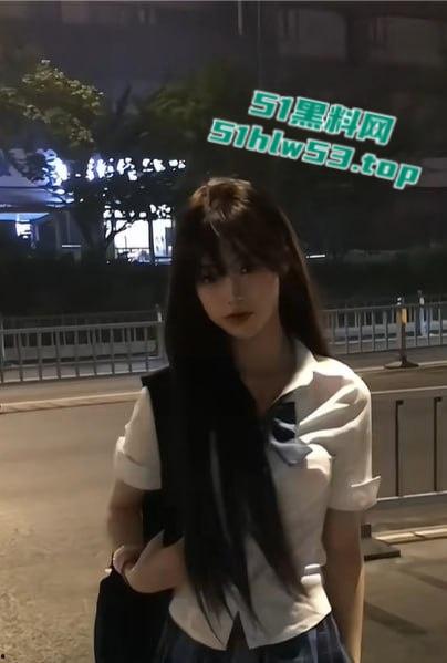 抖音60万网红【妹妹早上好】酒店约炮视频曝光,情趣蕾丝尽显风骚被抬腿,猛操淫叫不断!-5