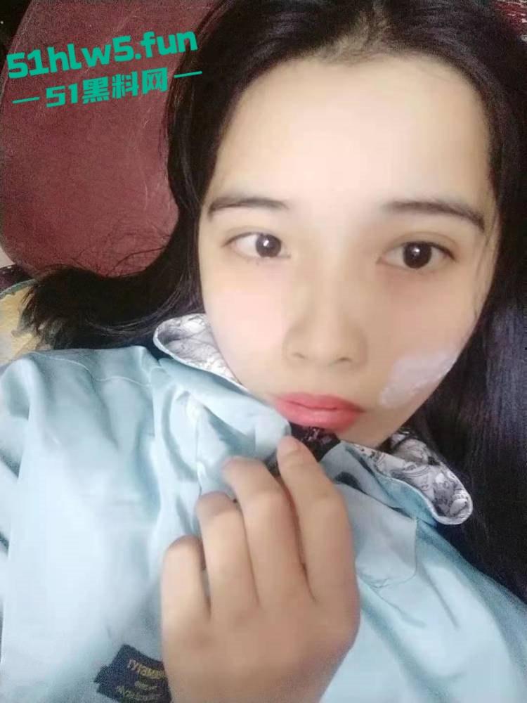 温州万达商城服装店导购【杨珍玥】背着男友约炮客人,竟然被渣男曝光这身材还真是诱人啊。-1