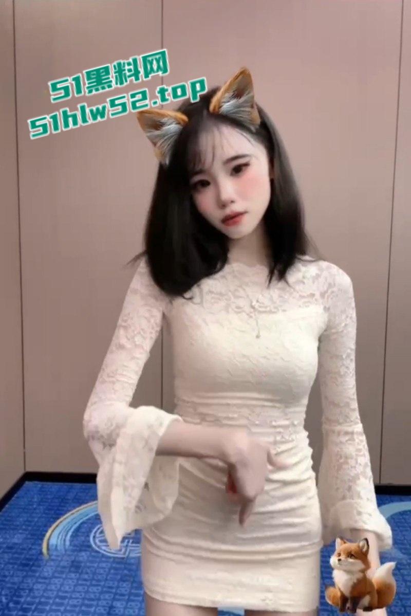 甘肃天水极品舞蹈生【王子婷】遭变态金主包养后疯狂开发,粗屌肛交爽到妹子淫叫连连!-4