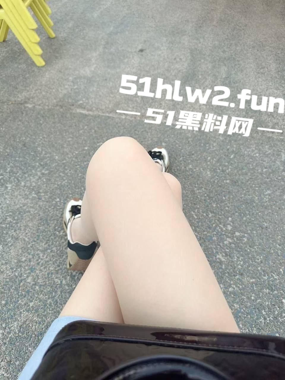 瓜友投稿前女友【刘亦菲】不输大明星,肤白貌美骚得要命,骚逼属性拉满,一摸就湿,粉嫩到让人冲动!-8