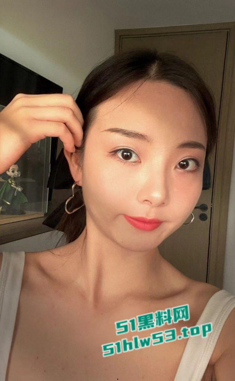 江西赣州极品骚母狗【周茹霞】约炮成瘾,口交吞精样样精通,女上位骑乘疯狂榨精!-3