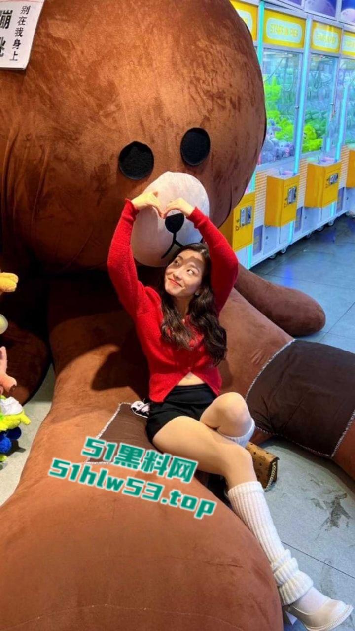 江西赣州极品骚母狗【周茹霞】约炮成瘾,口交吞精样样精通,女上位骑乘疯狂榨精!-6