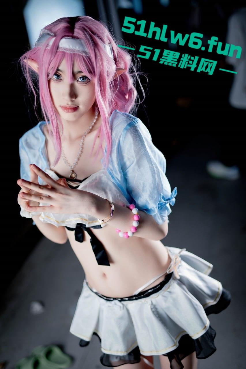 顶级身材校花女神【濑濑】身材高挑腿长逆天,被土豪调教自慰露出全裸游走学校性感至极。-5