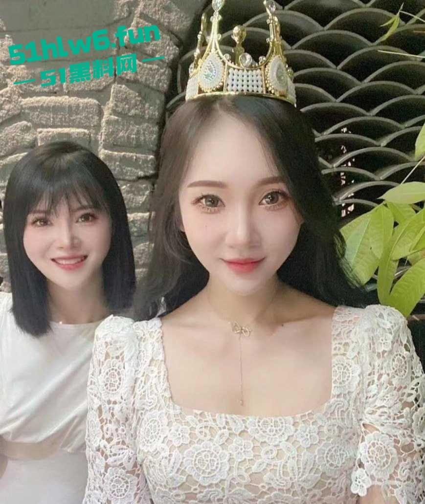 湖南衡阳骚母狗【肖丽】被爆出淫荡视频,最爱观音坐莲内射和口爆真骚到骨子里!-2