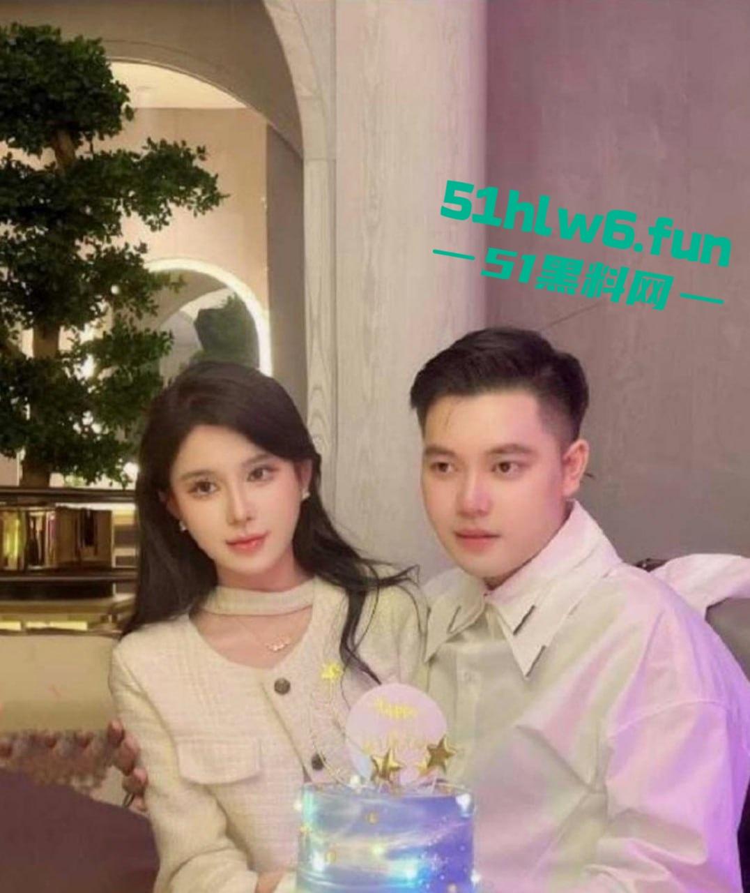 广西柳州舔狗王为坐台小姐【覃海美】花18W以为遇到了真爱 女友不仅有性病还过打胎 男友曝光渣女性爱视频!-3