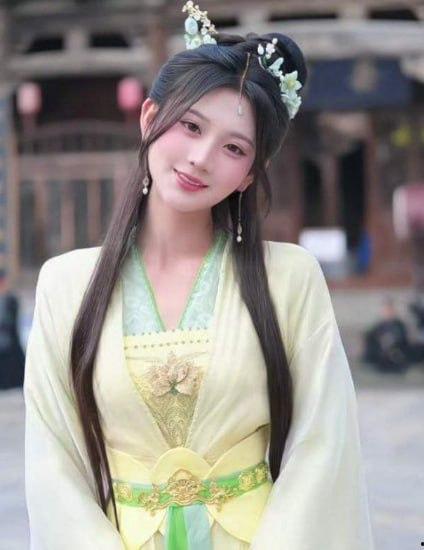 当红短剧女演员杨珊子与金主酒店做爱视频流出 高颜值好身材被金主爆操,女神变母狗 粉丝心碎一地-1