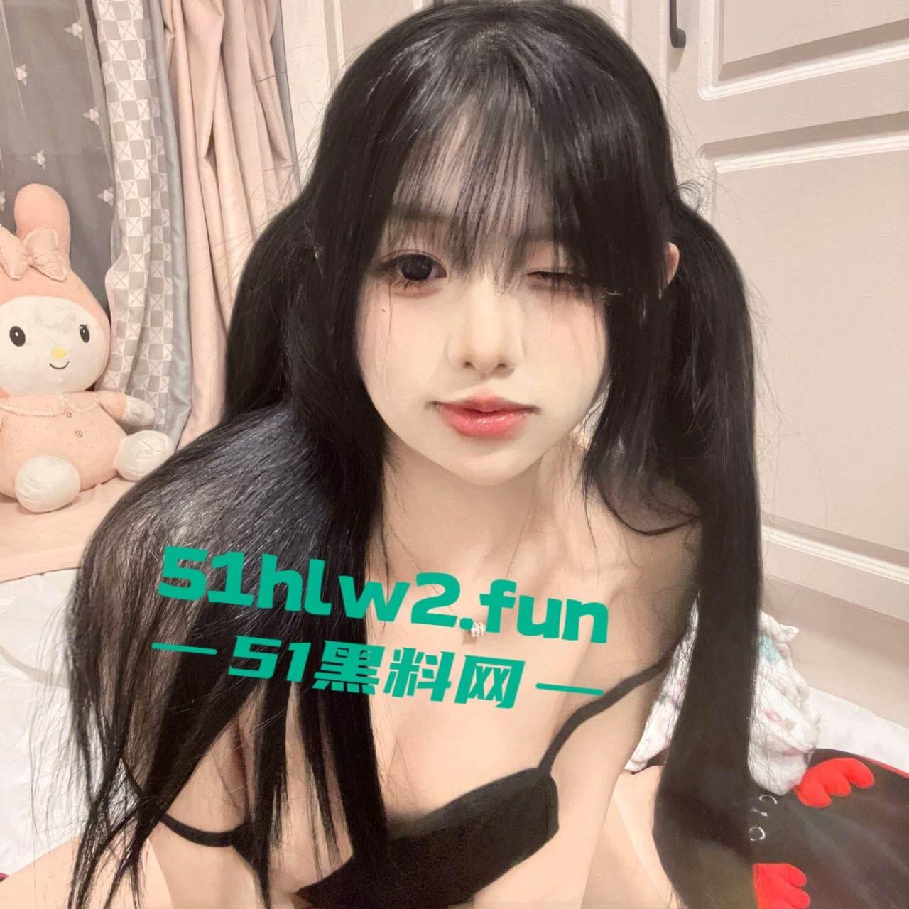 双马尾极品小萝莉嫩妹【筱呆呆】完美身材反差小母狗,超喜欢萝莉的裸舞抖奶福利视频流出。-2