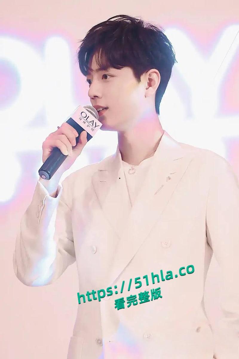 知名顶流男明星【肖战】竟被京城国企第一贪李爱庆包养,早年权色交易靠卖屁股博资源,口交爆菊视频独家曝光!-2