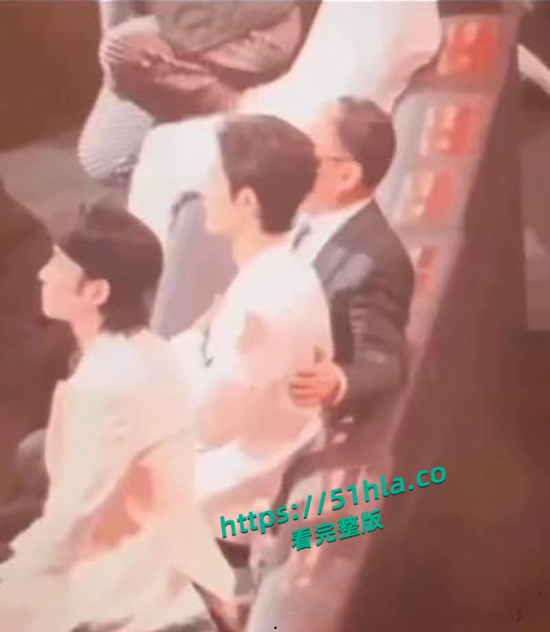 知名顶流男明星【肖战】竟被京城国企第一贪李爱庆包养,早年权色交易靠卖屁股博资源,口交爆菊视频独家曝光!-11