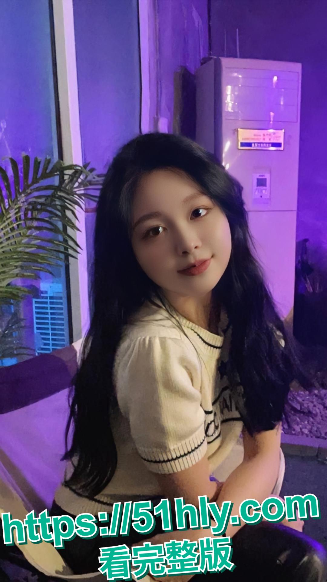 山西大学王颖颖与男友酒店缠绵 配合拍下艳照和视频 现在的大学生是真的会玩!-4