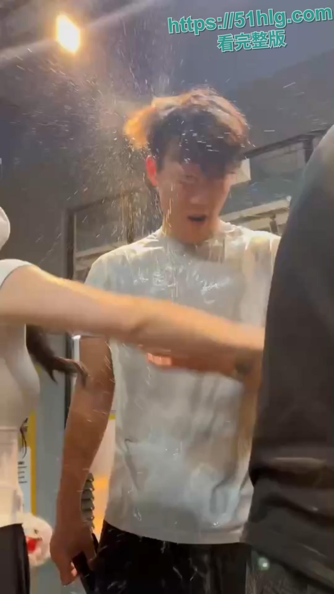 【厦门】鹿港万达超鹿教练约炮女学员视频流出,时间管理翻车被扇耳光!高颜值美女上阵,骚穴被大鸡巴操白浆直冒-4