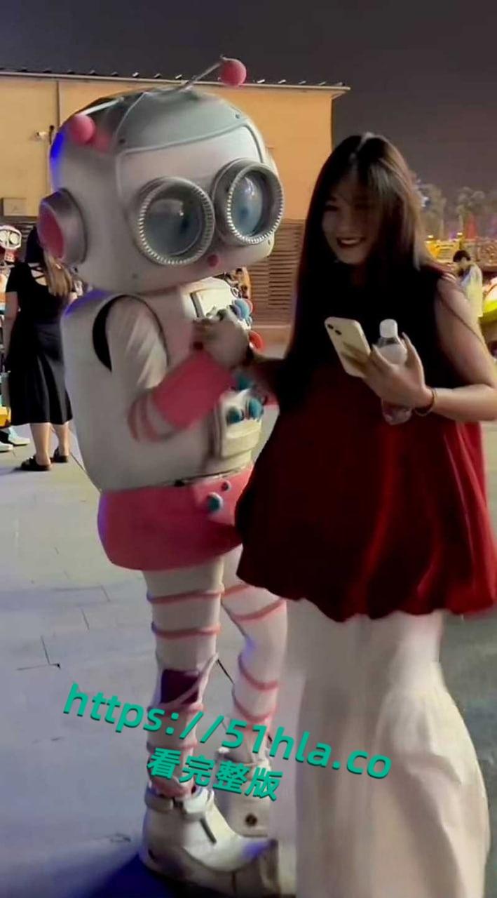 万岁山百万粉丝NPC【蓝狐狸】隐瞒结婚事实出轨榜一富姐被发现后,开始撕逼大战渣男行径曝光引爆全网!-4