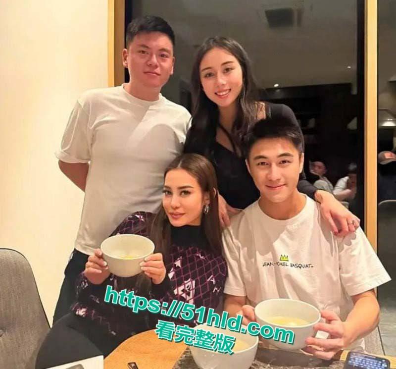 赌王之子【何猷君】第二弹,继人设塌房后自曝猛料 竟将自己亲妹妹【何超欣】视为初恋,早年床照合影与性爱视频引全网热议!-8