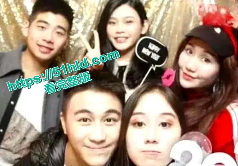 赌王之子【何猷君】第二弹,继人设塌房后自曝猛料 竟将自己亲妹妹【何超欣】视为初恋,早年床照合影与性爱视频引全网热议!-15