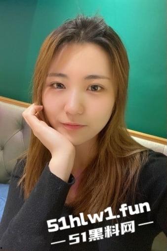 辽宁传媒校花【董雨婷】出轨门完整版,超级骚欲求不满的学生母狗校园公交车你看了吗-10