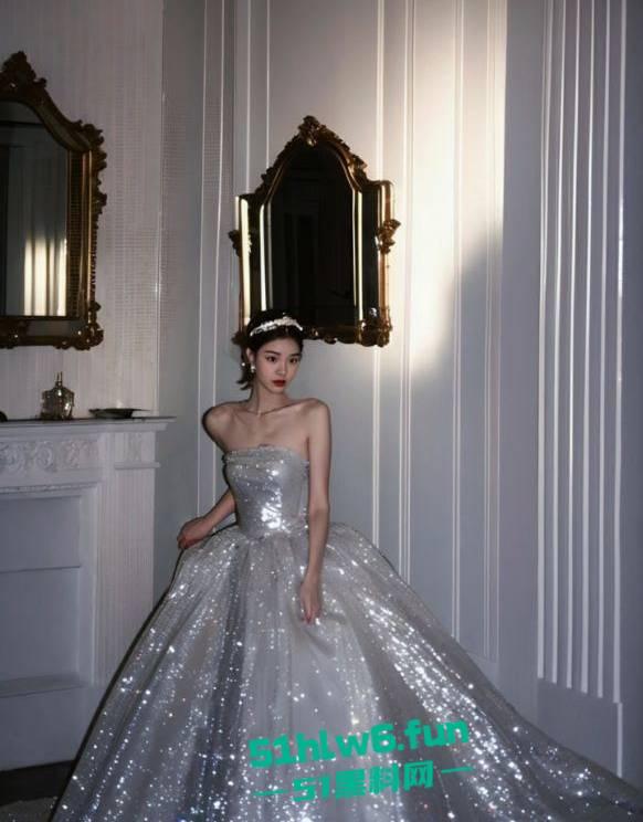 阜新市反差婊【张佳佳】身材超赞的反差母狗,有男友依旧按耐不住网上撩骚,找猛男被调教性爱视频流出。-4