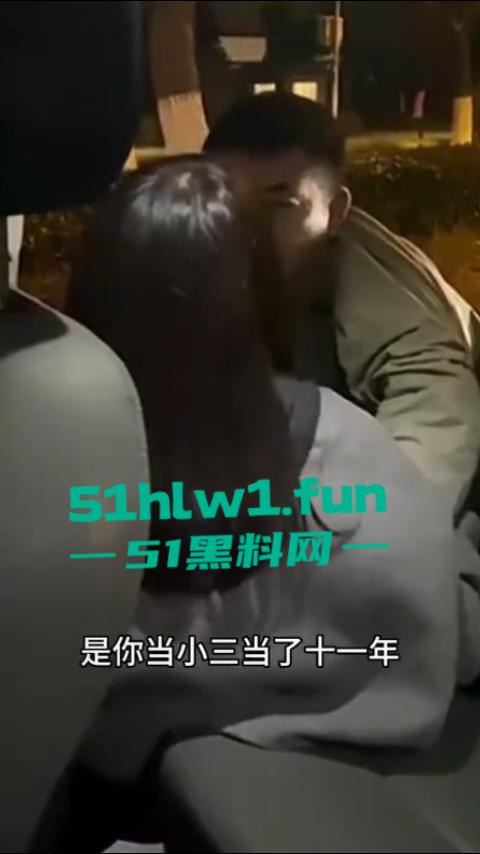 解说版女子抓奸后,让网约车师傅拍摄男女吵架引起热议,百万存款的足浴妹绿了自己丈夫10年。-8