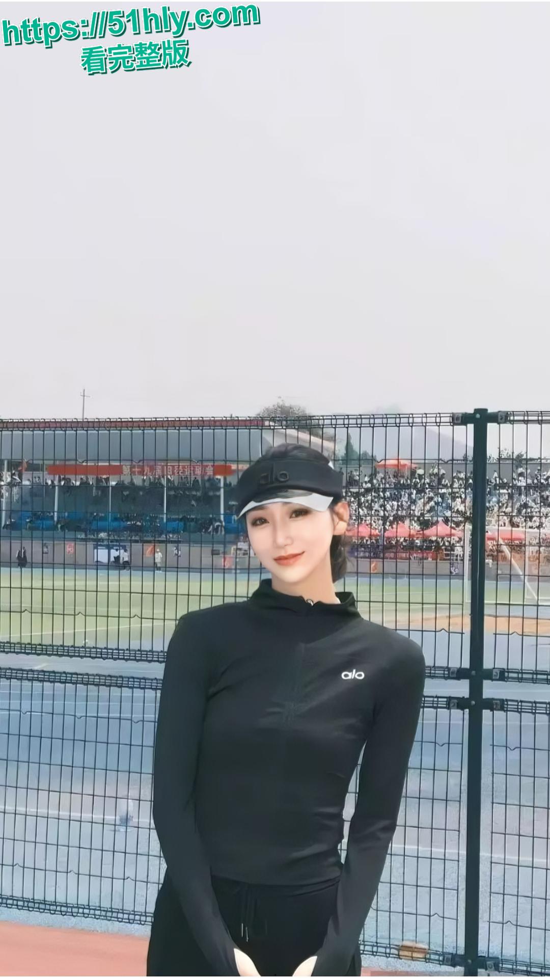 山东青岛在职教师韩艳芳 被曝出私下却是瘾君子 吸完以后淫靡至极 聚众淫乱-6