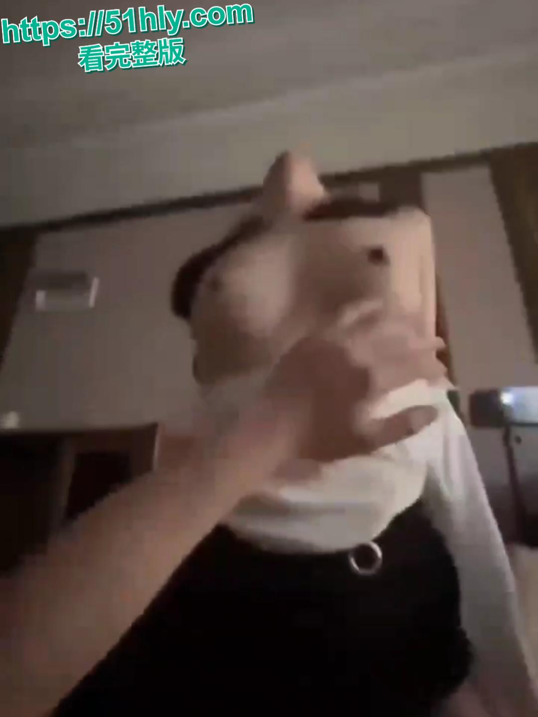 山东青岛在职教师韩艳芳 被曝出私下却是瘾君子 吸完以后淫靡至极 聚众淫乱-19