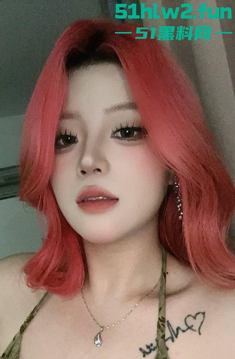 抖音高颜值少女【小律鸡爪大王ovo】游戏陪玩变陪裸聊只要钱到位,没有什么是不可能的。-8