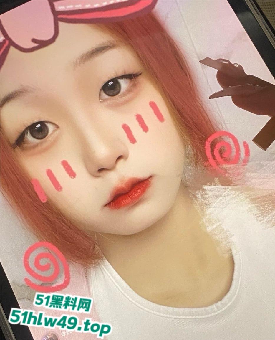 重庆纹身妹【莫盈】裸贷3000元,口叼内裤自慰视频曝光,满身皮肤病看着太惊悚。-7