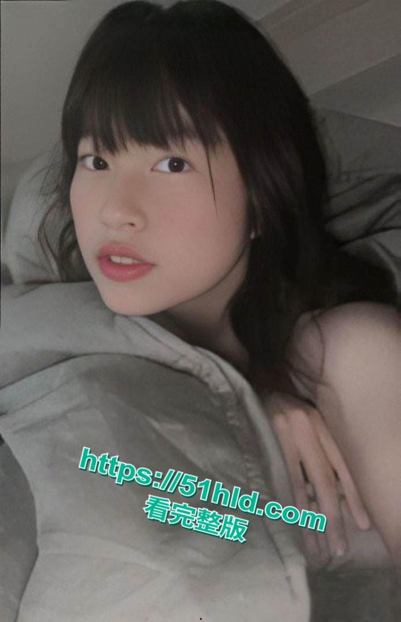 极品反差母狗【洪晓婕】裸照视频流出,娇嫩身躯散发青春气息,舔屏诱惑视觉冲击拉满!-1