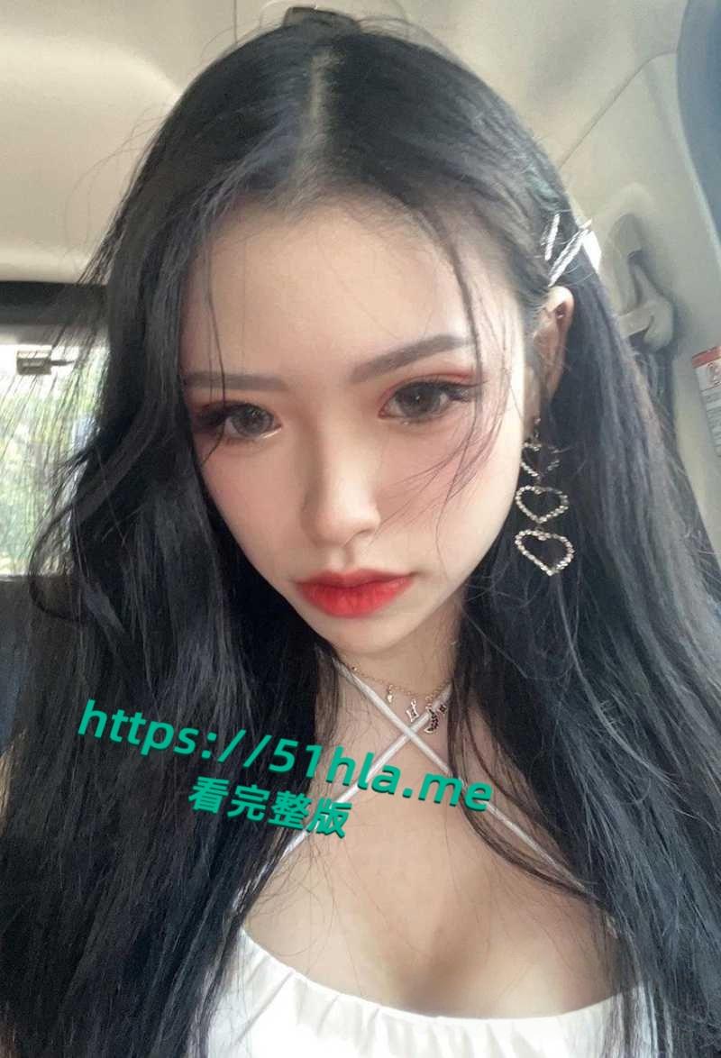 高颜值coser与前男友性爱视频曝光，吊带黑丝深喉舔屌，媚眼如丝表情超骚，撅着翘臀被无套后入！-7