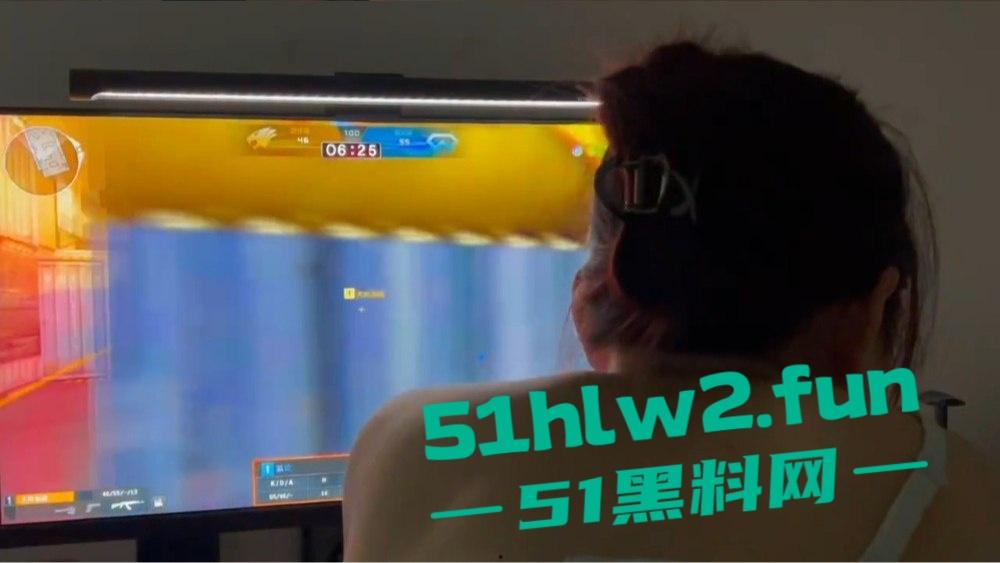 游戏里是枪王,现实里是钢枪王,苏州某大学骚母狗女友被猛攻到乱叫,纯粹的干炮艺术!-7