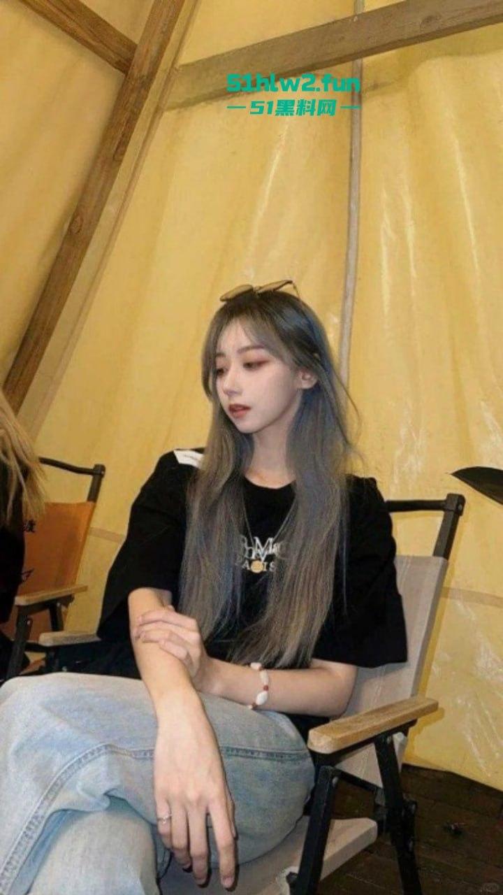 西安Kpop女团成员【刘嘉欣】下海做伴游5天3W,大量不雅视频与身份信息被曝光,完美身材天生的极品炮架。-7