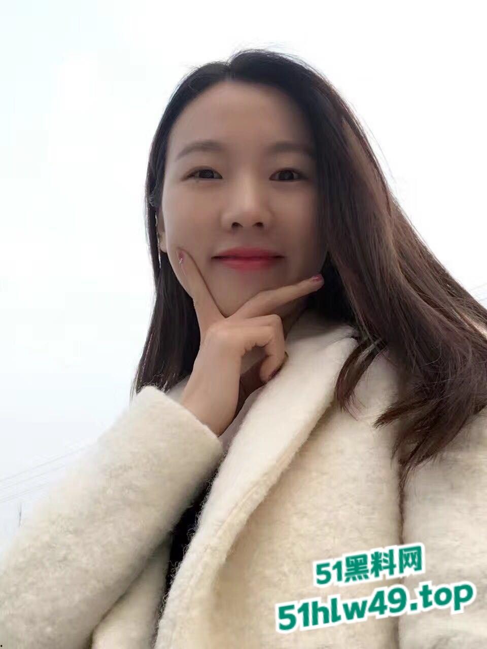 99年小护士【梁柳月】交友不慎被情人出卖,多人迷奸多次内射爽翻,这真是骚没边了。-7