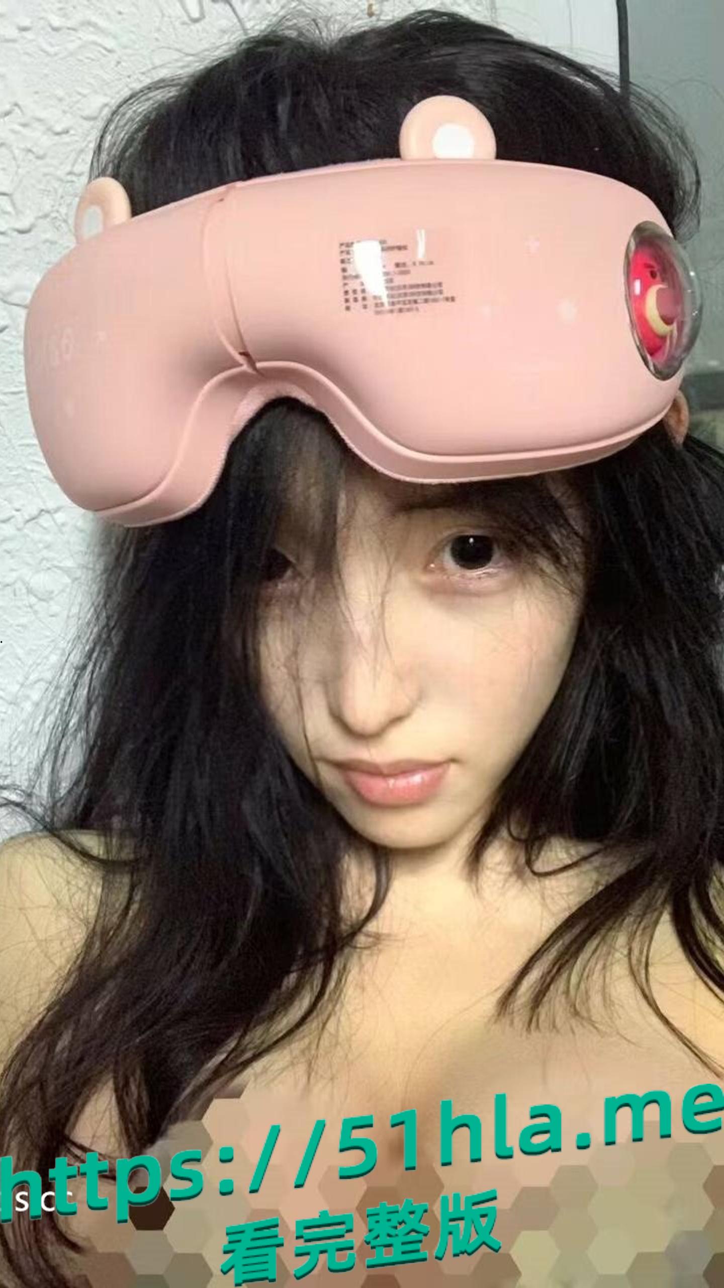 抖音长腿御姐网红张人o 给金主爸爸私拍福利流出 跪地舔屌被后入 身材非常的顶!-2