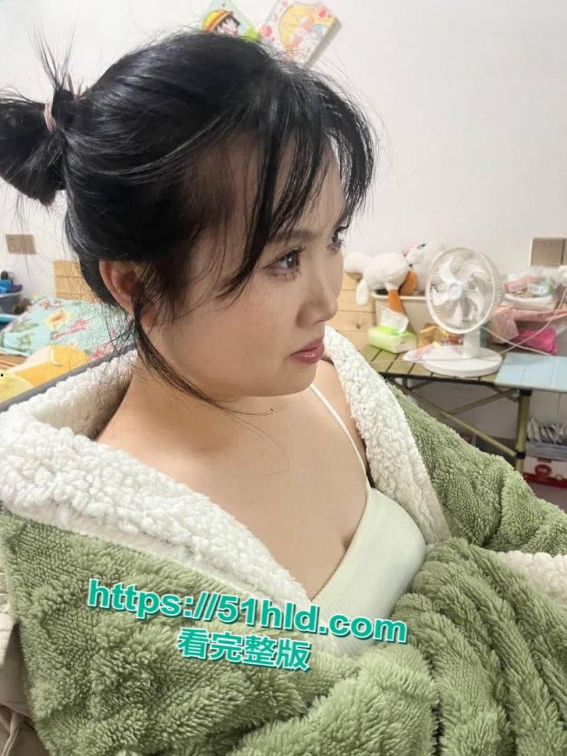 广东00后微胖母狗【宋绮玉】分手后被男友泄密私拍,丰腴身材露脸交合阴毛浓密性欲极强!-2