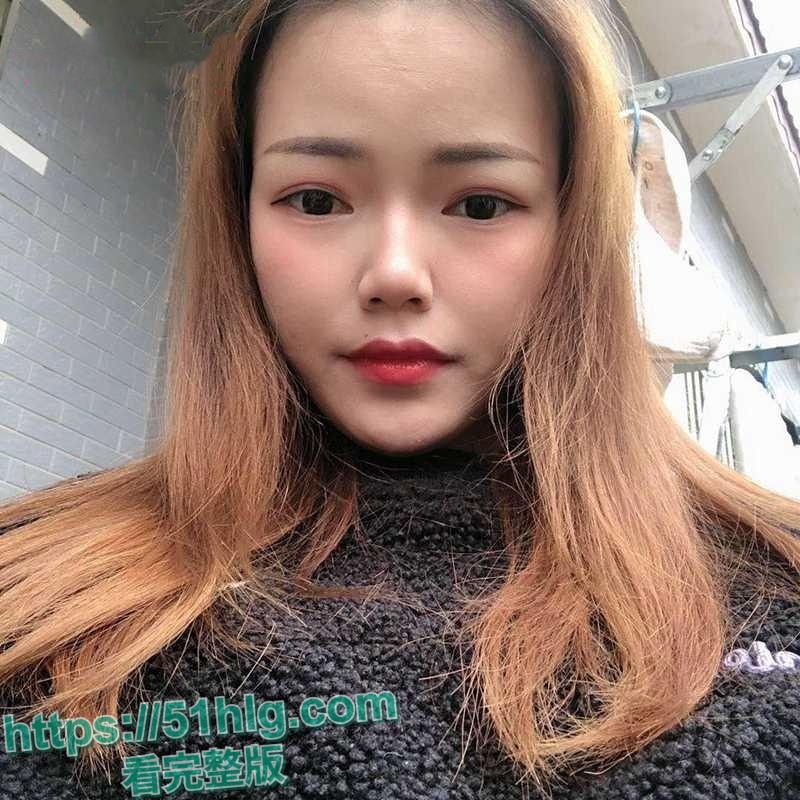 【武汉】东西湖人妻【胡丽】出轨被曝!与小鲜肉炮友激情销魂,小少妇逼毛旺盛淫水超多,真是极品!-6