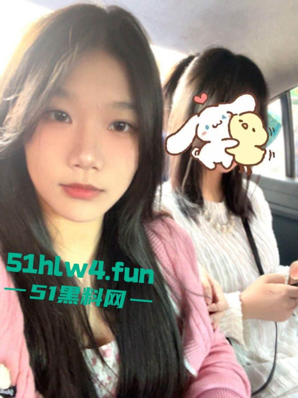 抖音同城撩骚,认识的反差学生妹【周雨婷】御姐身材嫩妹女神,被大叔调教成母狗性爱自拍流出。-5