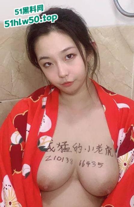 长春性奴母狗【辉夜姬】微胖中的极品尤物,千人斩人间肉便器,炮机狗笼喝尿蜡烛封逼相当炸裂!-6