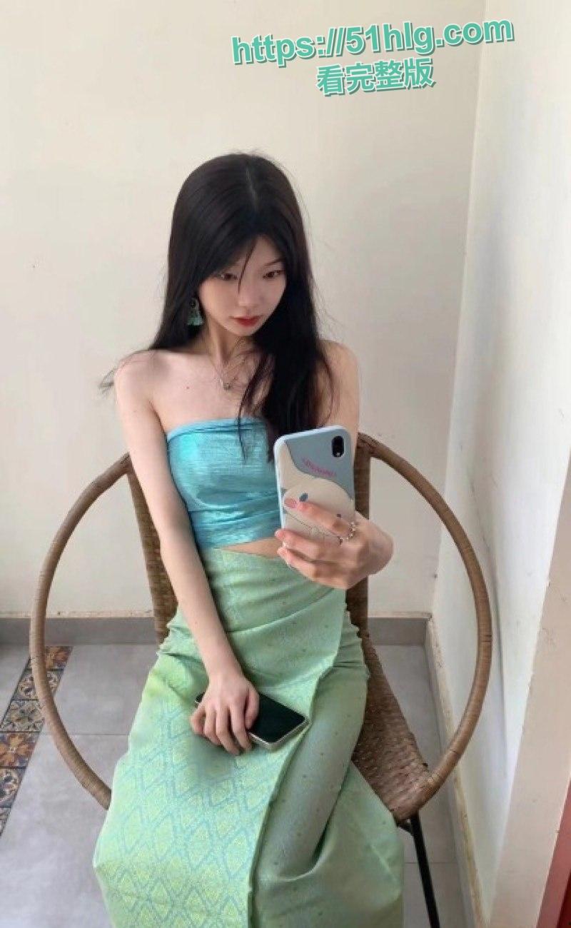 【杭州】极品学生妹【张阳燕】自慰打炮私拍流出 骑乘榨精母狗属性拉满 穷人的女神金主的精盆-1