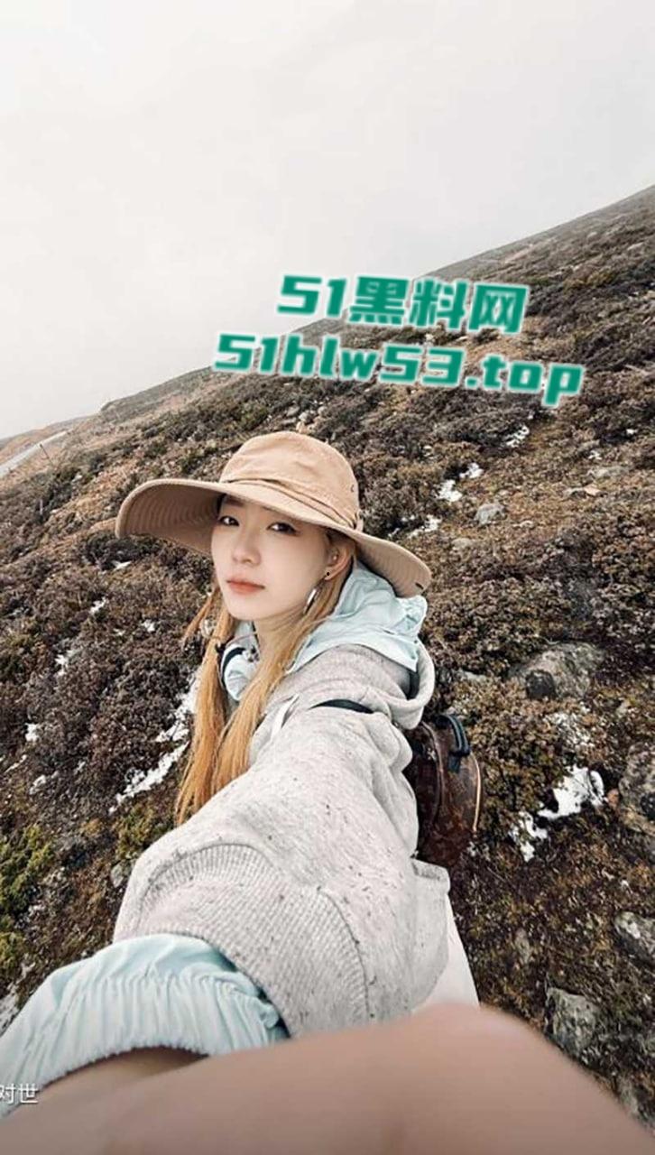 二婚体育男大战拔丝女,抖音300万粉丝网红【小郑嘻嘻】自曝老公婚内出轨,连做爱视频都一并爆光!-7