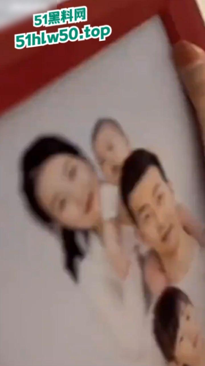 河北邯郸大杨庄,男子出轨带小三回家,捉奸时小三还穿着原配的衣服,玩的真野啊!-6