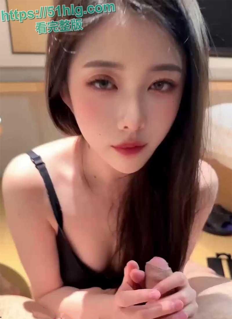 【深圳】人妻【李文丽】淫荡出轨夜!大屌炮友组团3P,极品美乳,粉嫩骚穴,顶级颜值骚劲十足-5