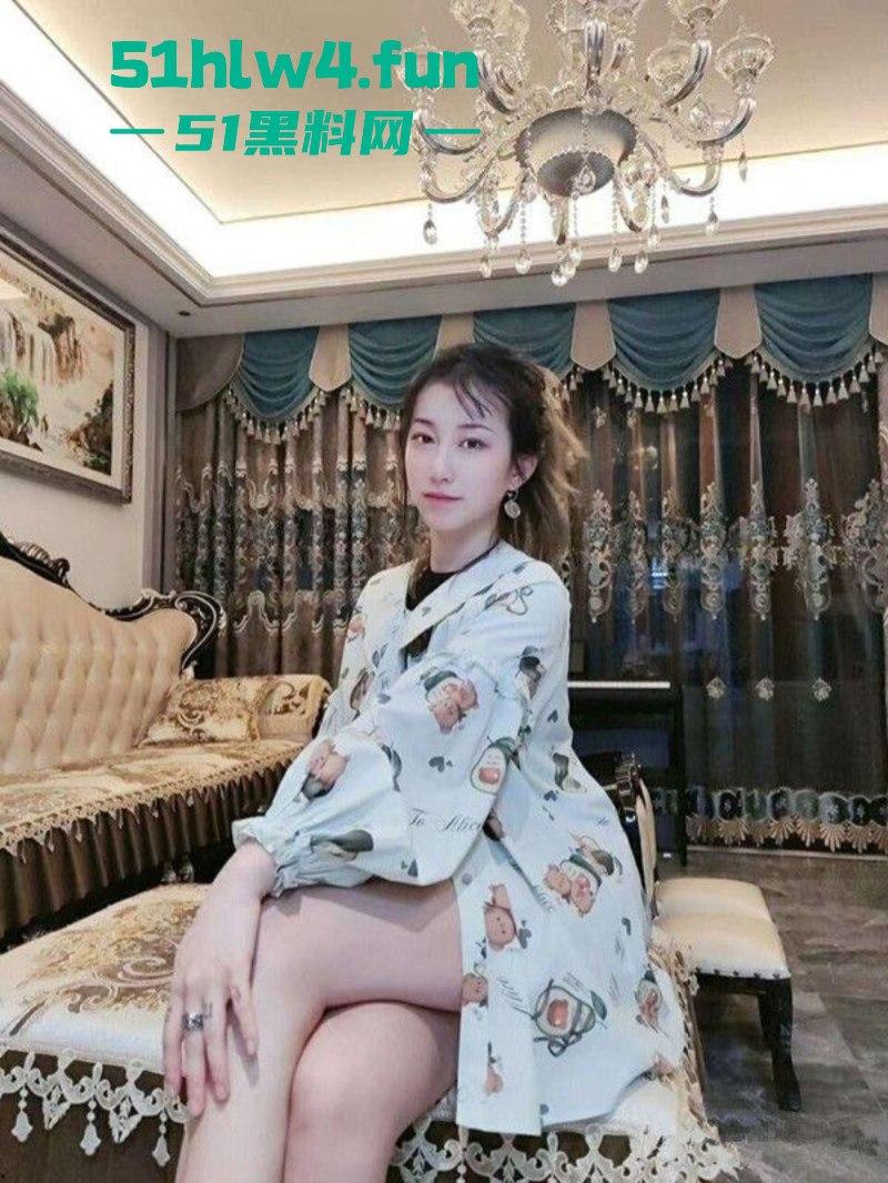 抖音极品御姐【禧阿妹】极致性爱大曝光!,情趣自慰 3p肛交各种狂野性爱私拍。-2