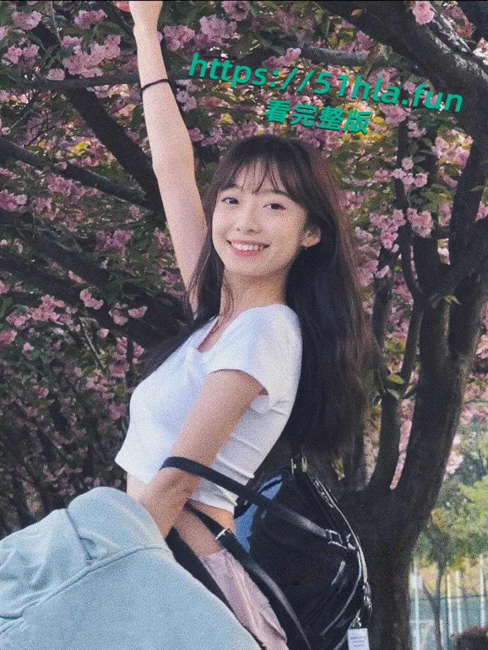 复旦大学校花【周雨晴】被包养泄密,金主多姿势爆操,叫声超骚撸点满满!-1