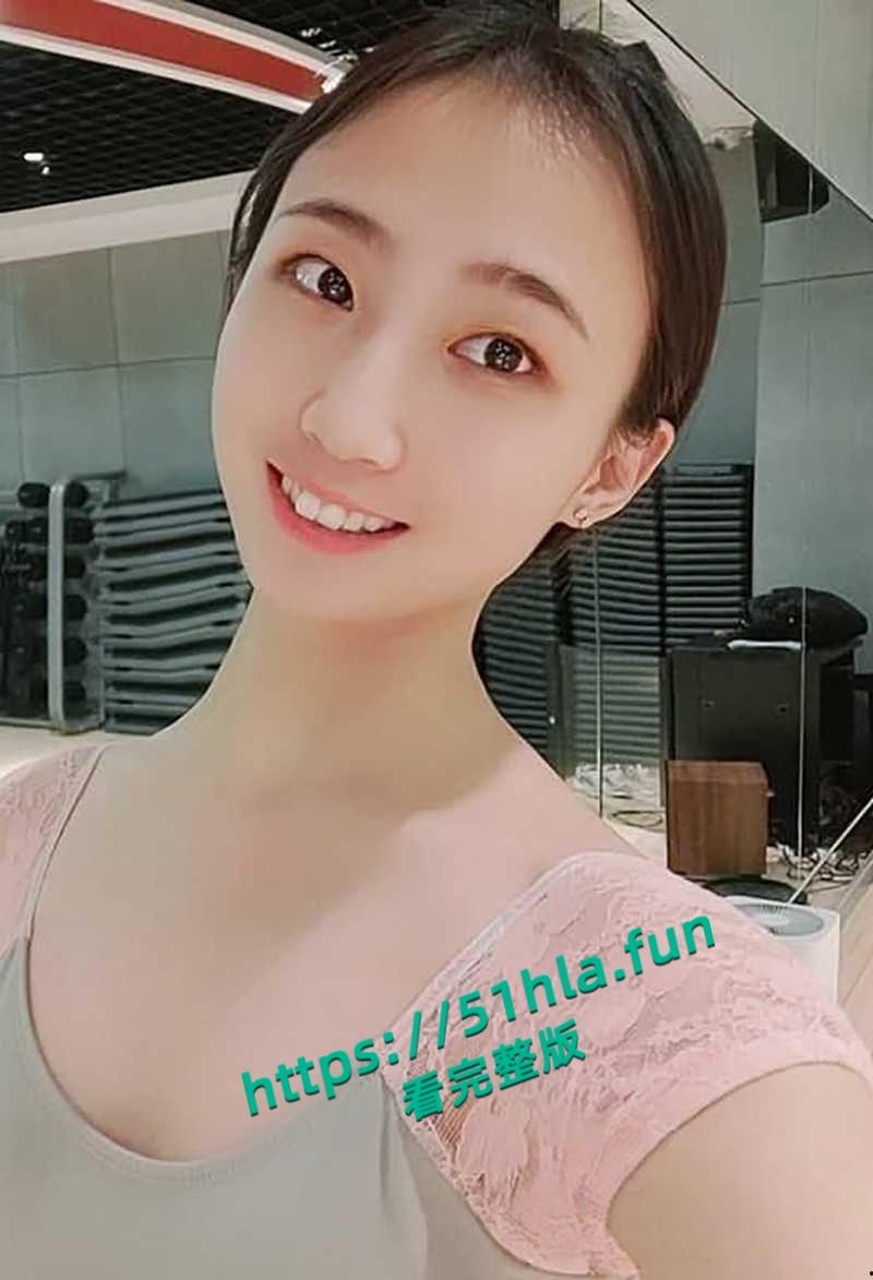 性感瑜伽老师【林依婷】不雅视频曝光,口爆吞精激情车震被打桩爆操内射,优雅女神骚起来比母狗还淫荡!-3