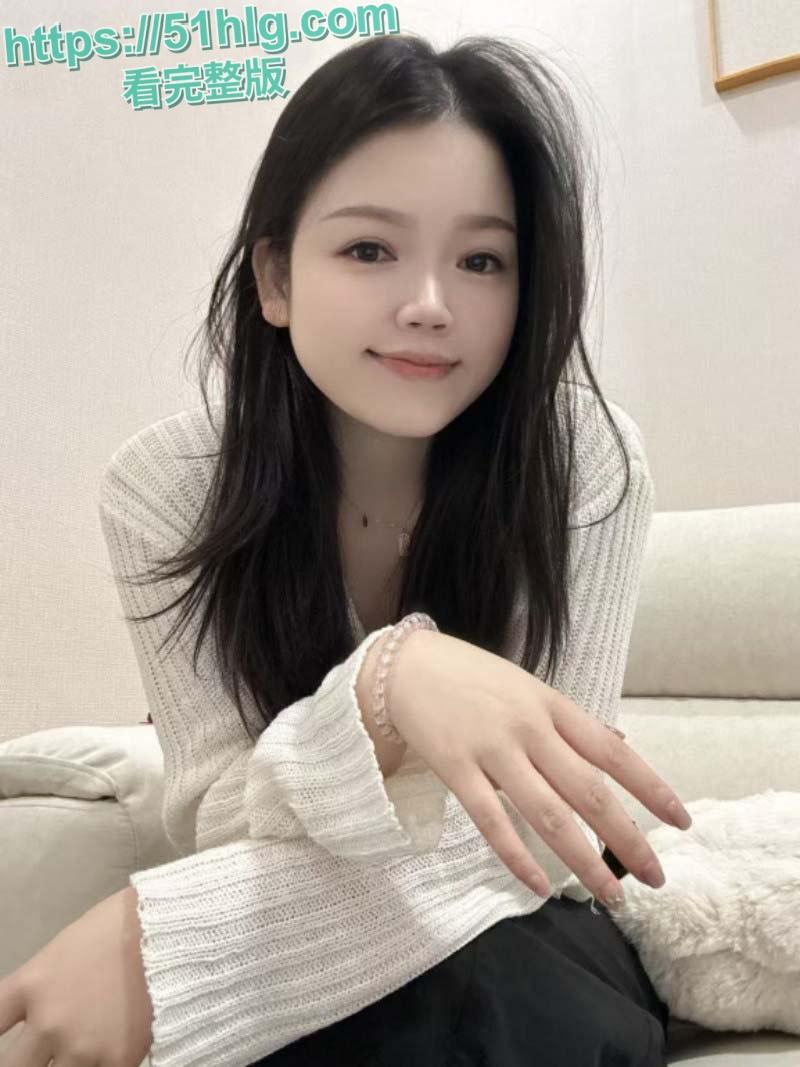 【重庆】国企【余丽娇】为公司献身成为交际花,与客户玩多人轰趴,被前后夹击爽到不行,你想加入吗?-5