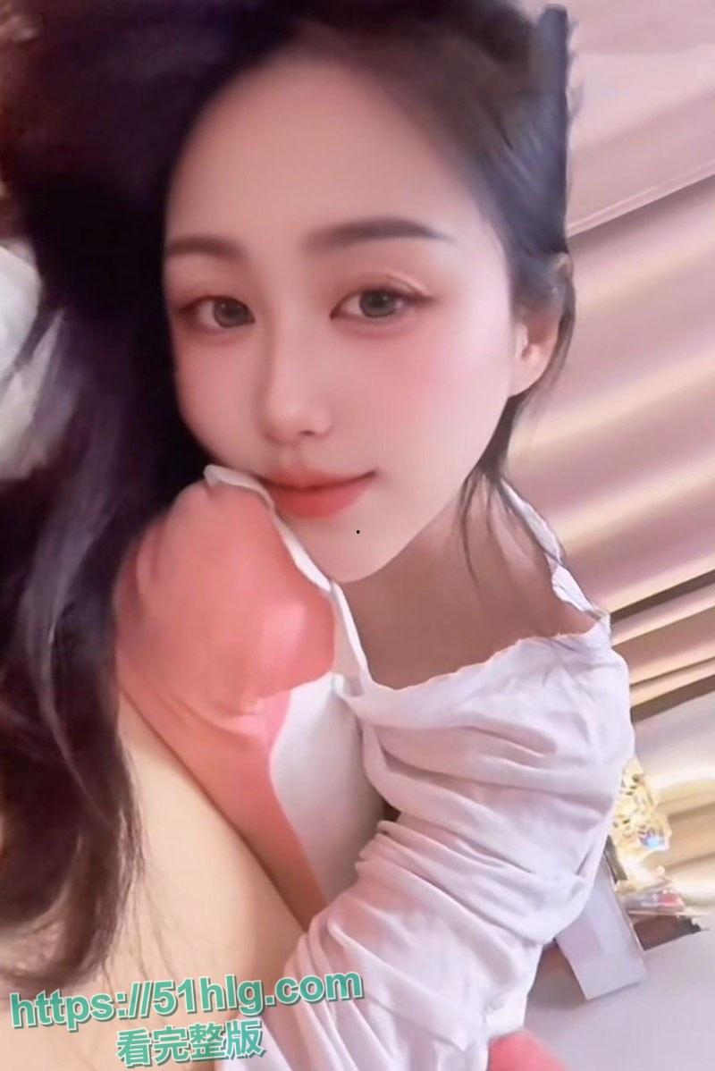 郑州骚浪人妻欲求不满疯狂约炮！丰乳肥臀黑丝诱惑，后入打桩高潮迭起，高潮迭起，欲女出击，激起你的无限性幻想-2