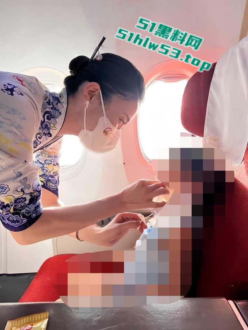 海南航空【阮姐】飞机高空狐狸尾肛塞自慰,落地与富二代激情车震,按头疯狂口交暴力撕开丝袜打桩爆操!-1
