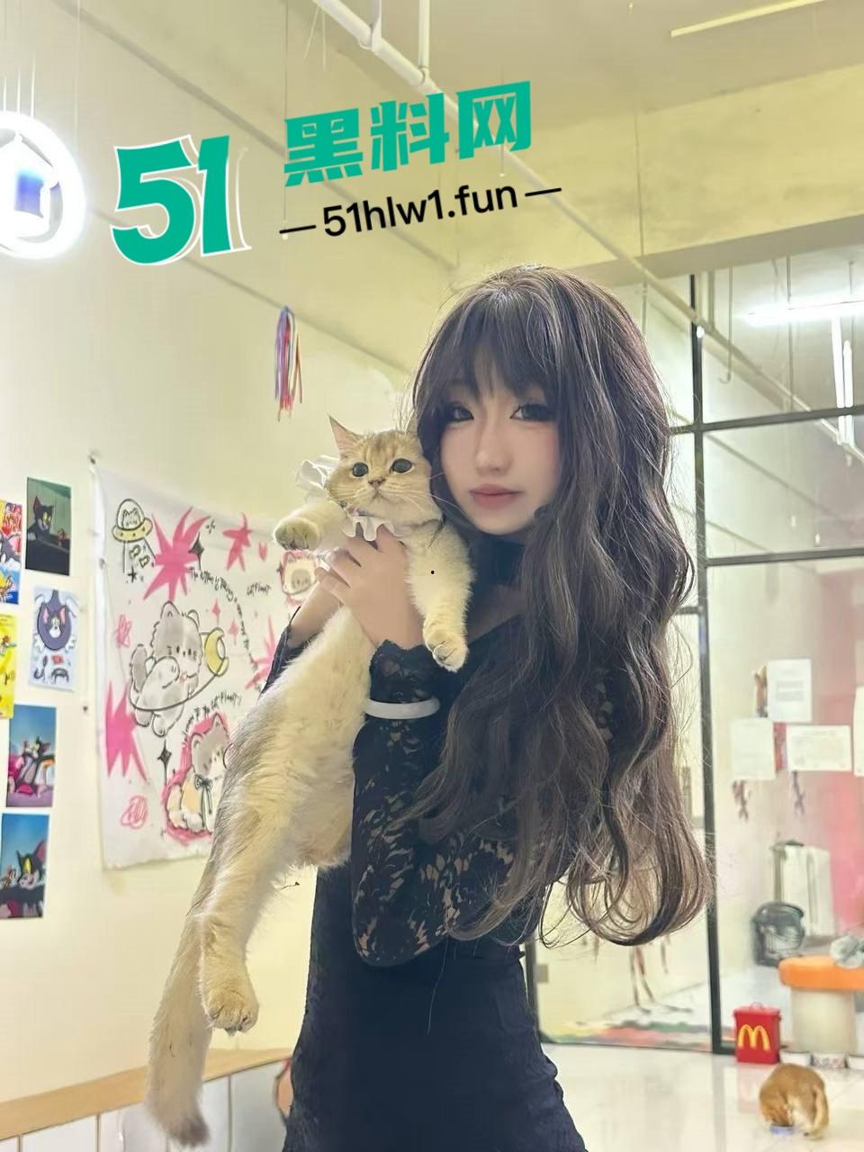 沈阳高颜值女大学生【刘欣语】大尺度视频合集,大量淫荡发骚视频惨遭金主曝光。-1