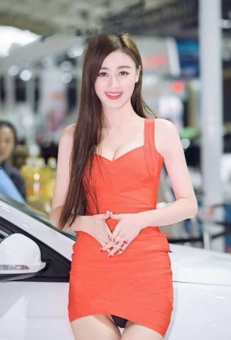 大连退役车模吕美熙与金主淫照和性爱视频流出 高颜值 巨乳 蜜桃臀 黄金比例身材 被金主各种调教爆操 真够淫荡的-2